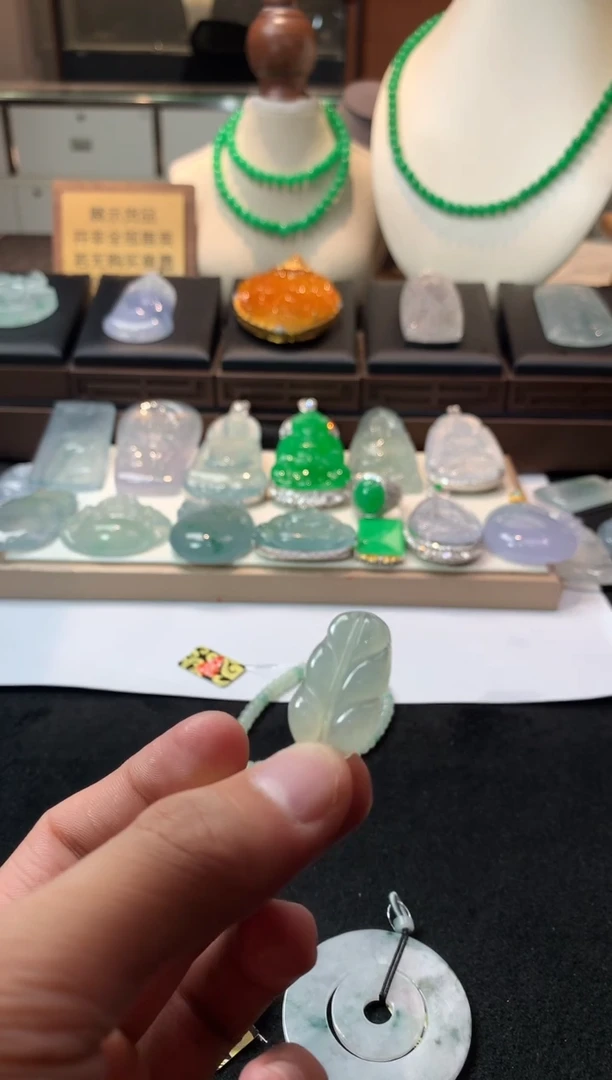 未镶嵌定制翡翠正****饰S毛货不退不换