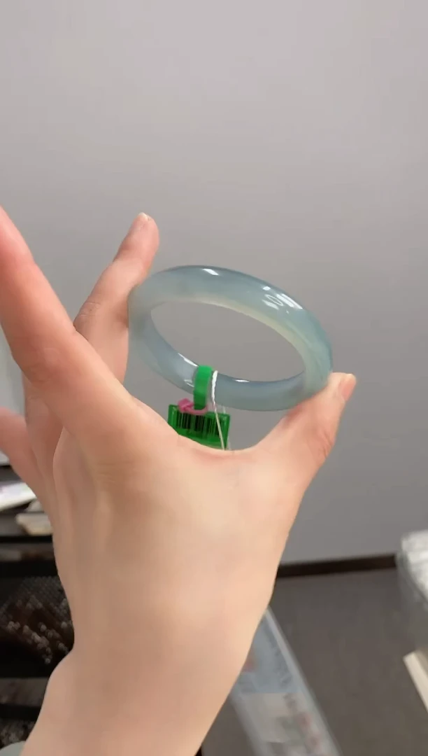 【闪购商品】玛瑙/玉髓手镯未镶嵌57-58圈