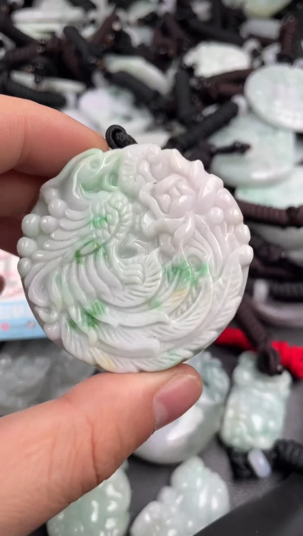 【闪购商品】翡翠吊坠(不含链)未镶嵌1