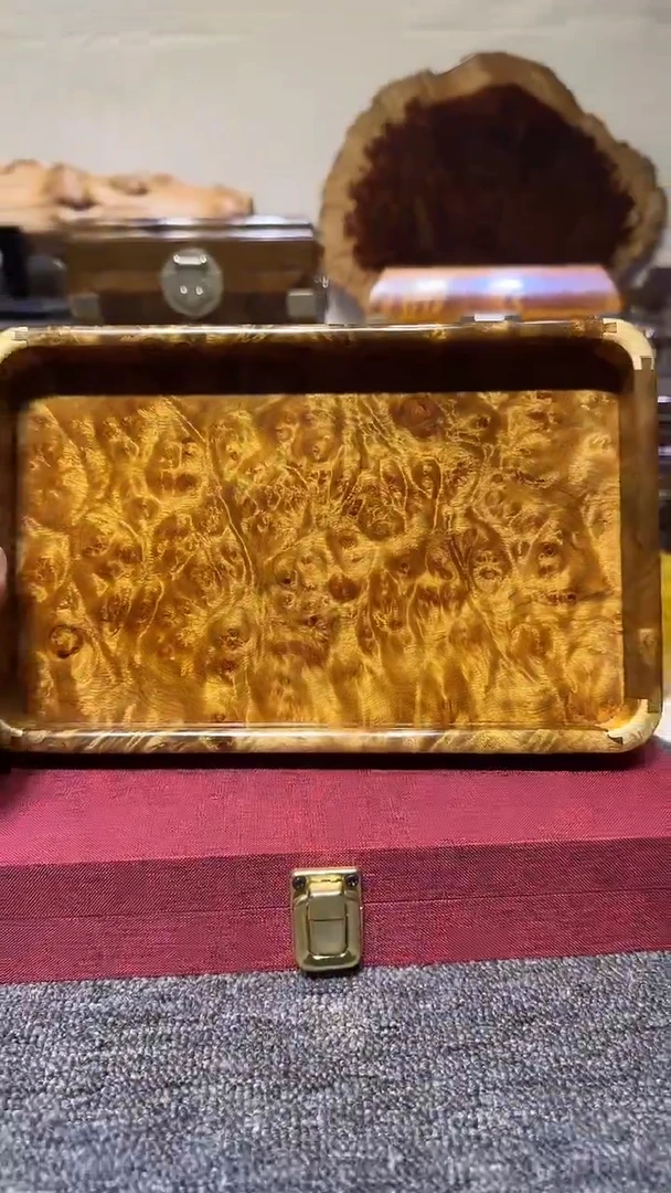 帝王之木：满留疤文承盘 长27宽17高3cm