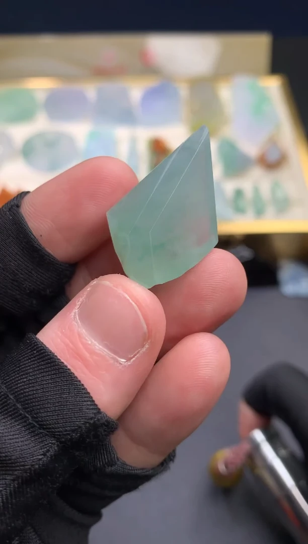 【闪购商品】定制翡翠未镶嵌