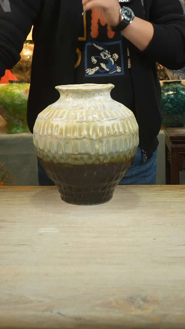 高26口12陶瓷花瓶