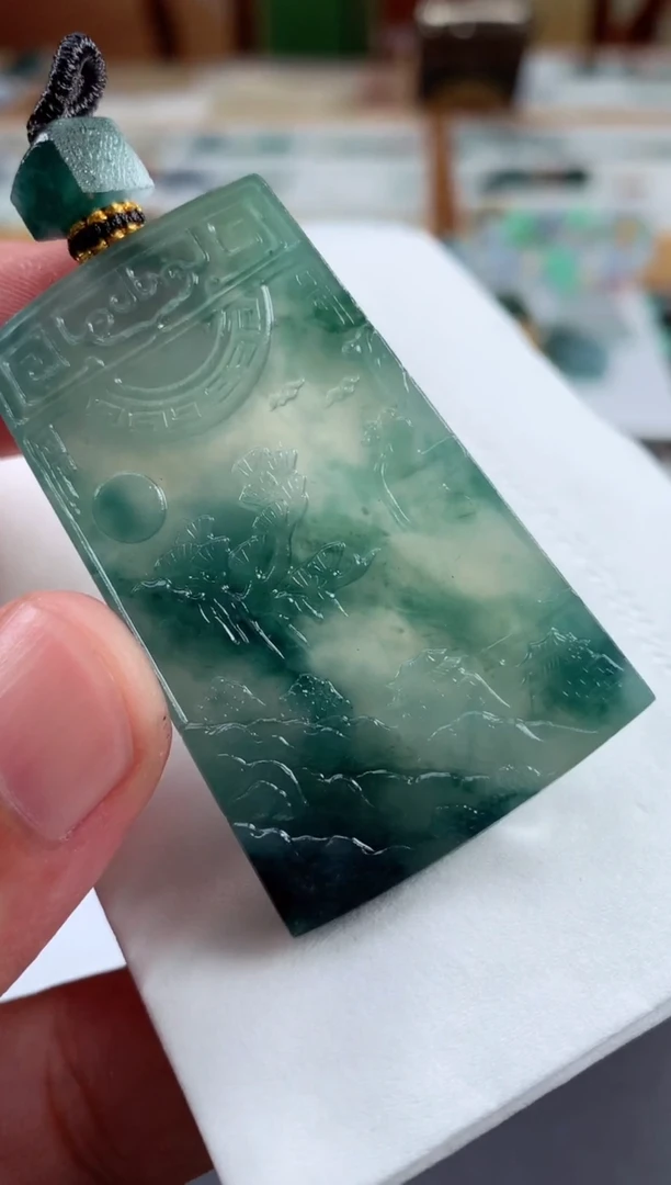 定制翡翠未镶嵌翡翠