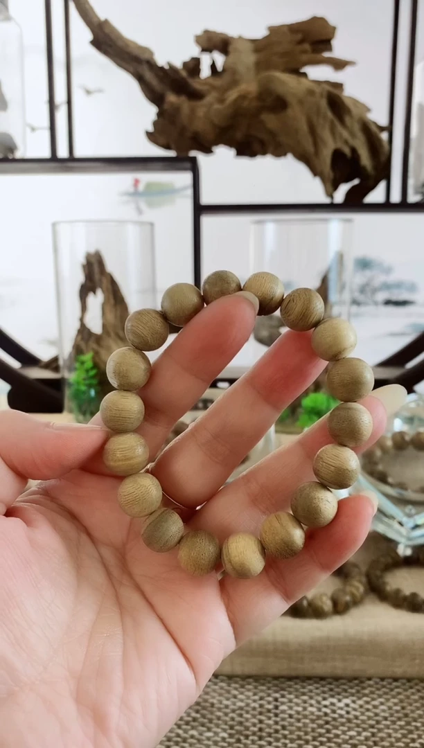 沉香手串越南倒架学习手串（有瑕）13MM单圈
