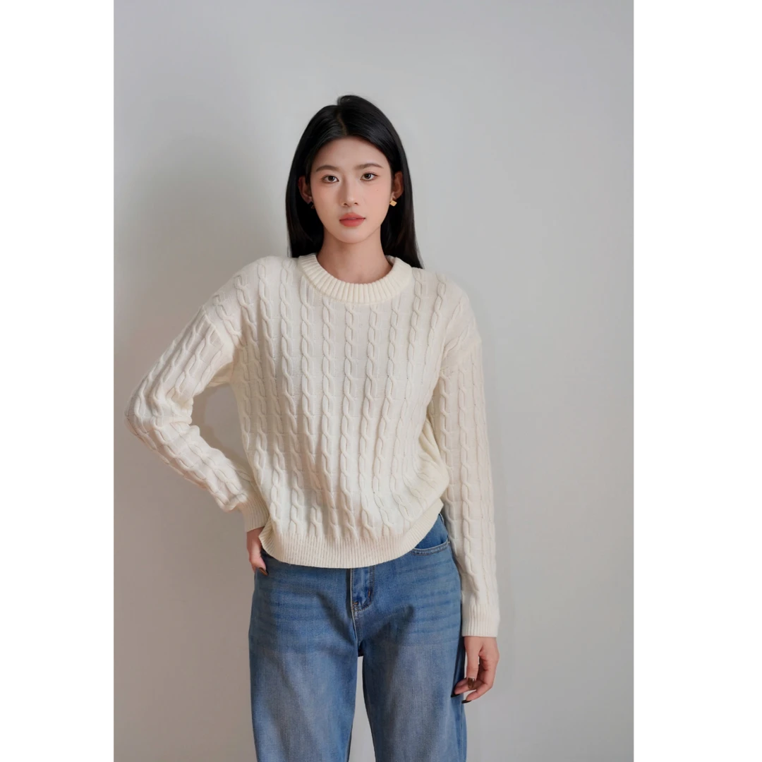 BAICHA •【奶油泡芙】 针织落肩袖休闲长袖圆领纯色套衫-M5117002