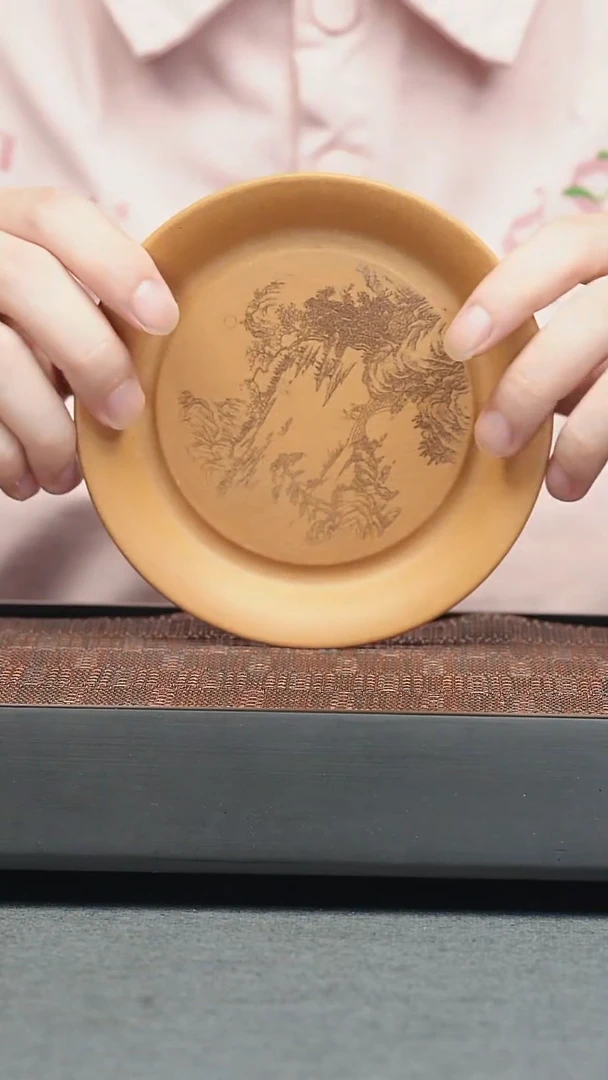 茶壶紫砂茶宠-刻山水盘