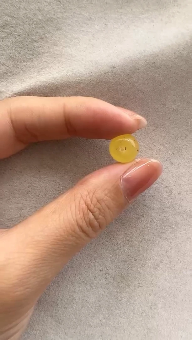 【闪购商品】琥珀裸石未镶嵌10205297-配饰