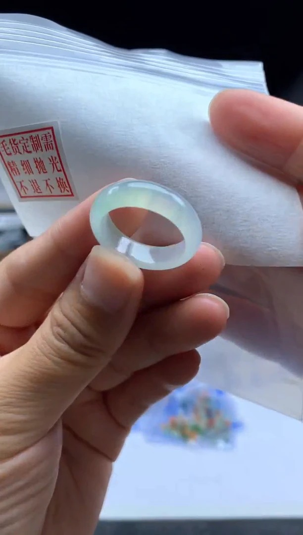未镶嵌定制翡翠毛货需精细抛光戒圈 18#
