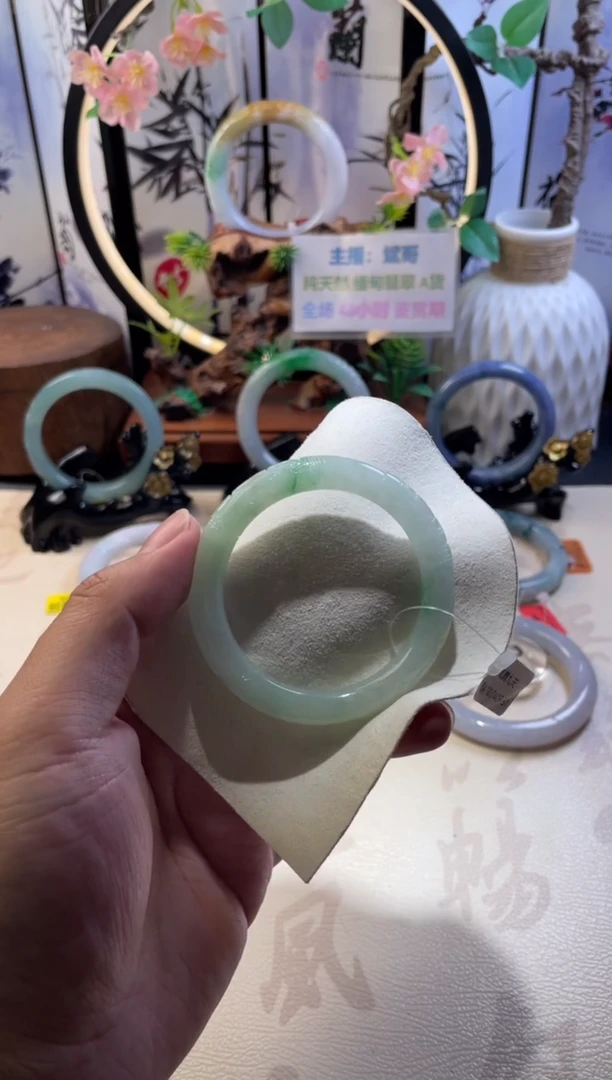 未镶嵌手镯翡翠正圈51