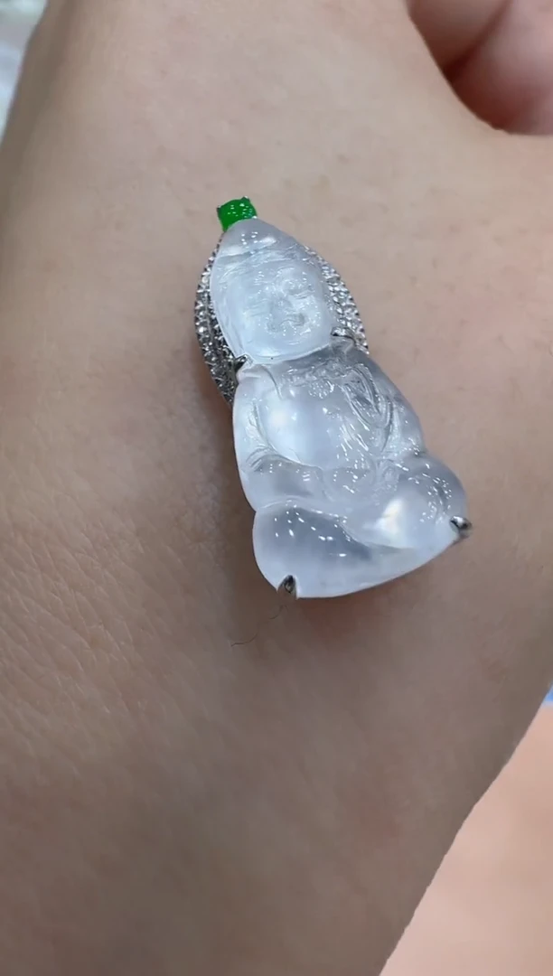 吊坠(不含链)18K金镶嵌翡翠多样性团购发一件