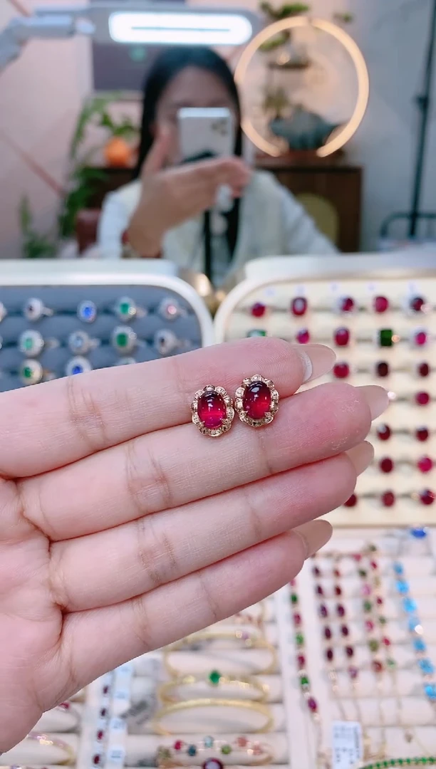 【闪购商品】碧玺18K金耳饰18K金镶嵌1