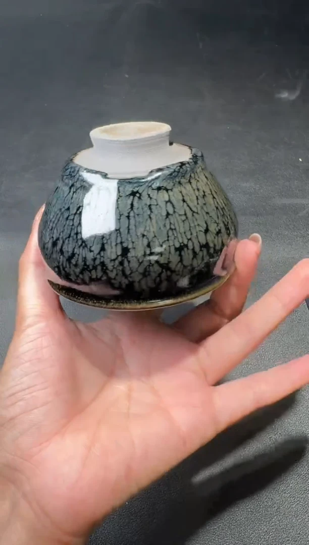 茶盏肖艳水墨牡丹156