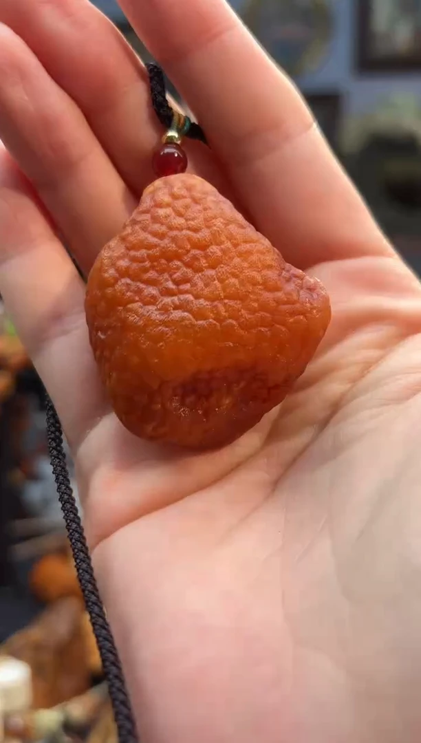 琥珀颈饰未镶嵌吊坠