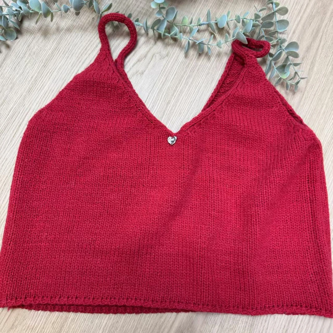 路一.韩国小众品牌款   Seoul爱心金属标 羊毛背心 2024121713