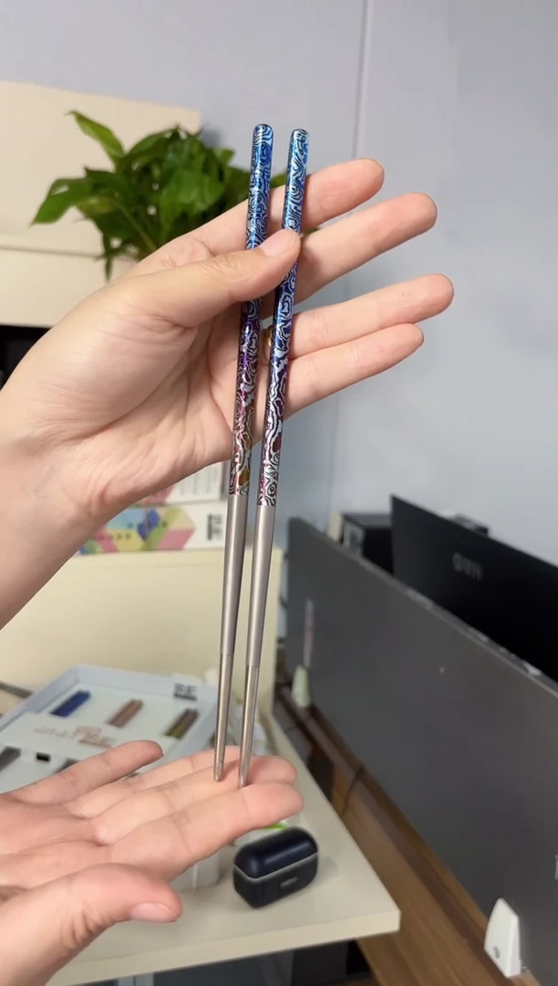 纯钛哑光蓝钛马筷子