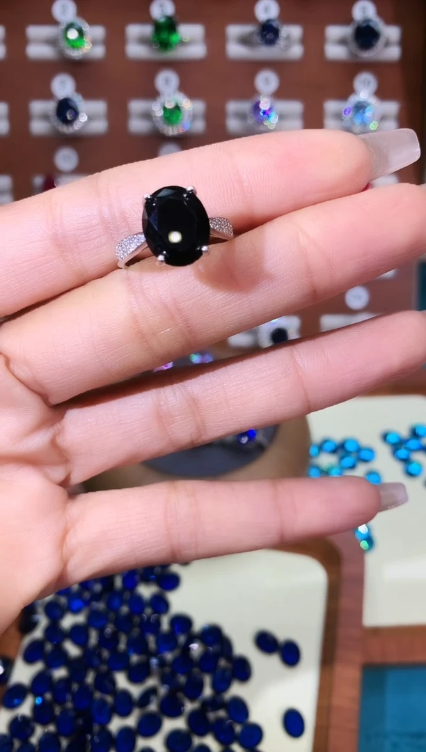 无925银黑美人戒指