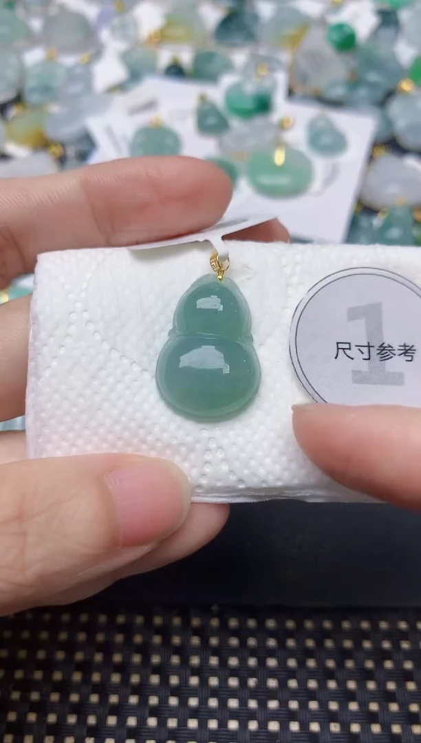 颈饰18K金镶嵌翡翠天然缅甸A货翡翠