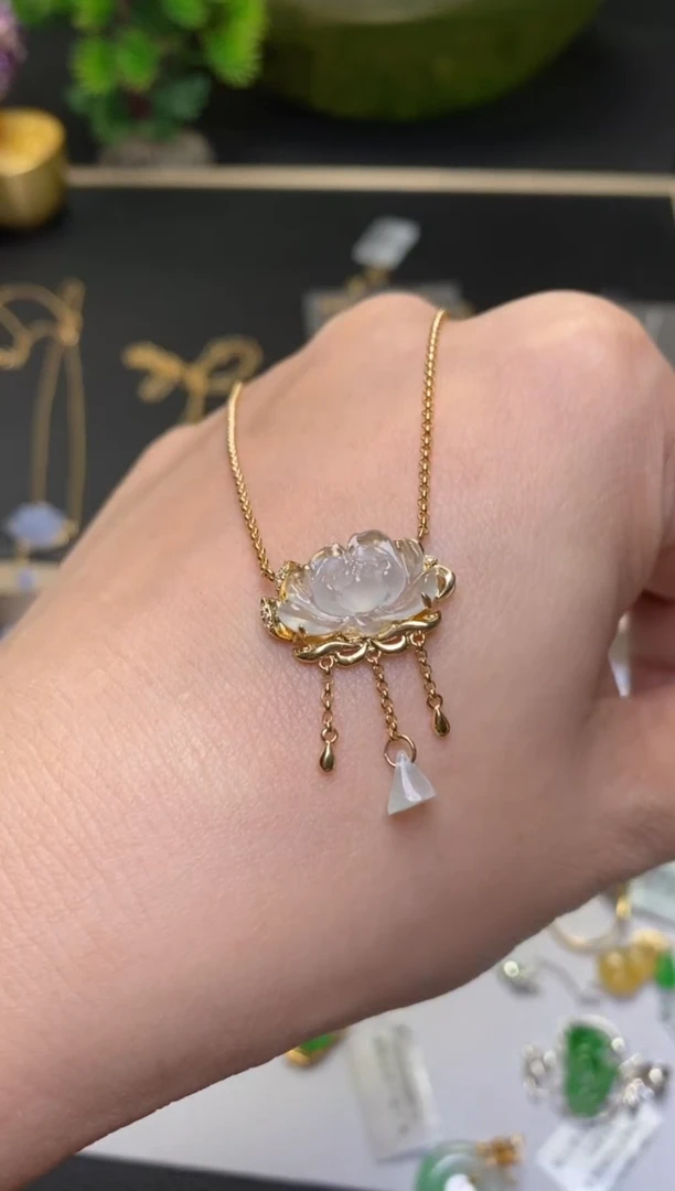 颈饰未镶嵌翡翠净货36108