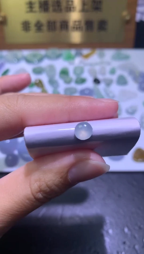未镶嵌定制翡翠毛货