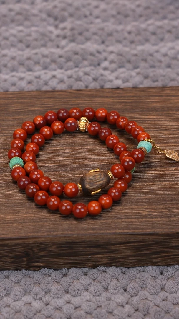 项链18K金镶嵌南红玛瑙1111