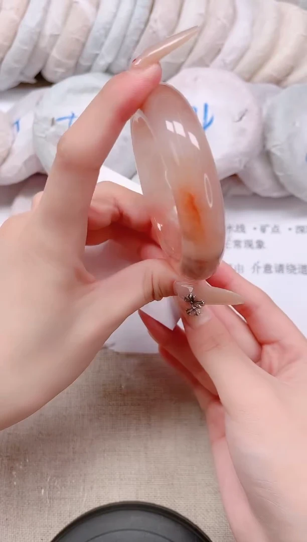 未镶嵌手镯石英质玉114-52桃