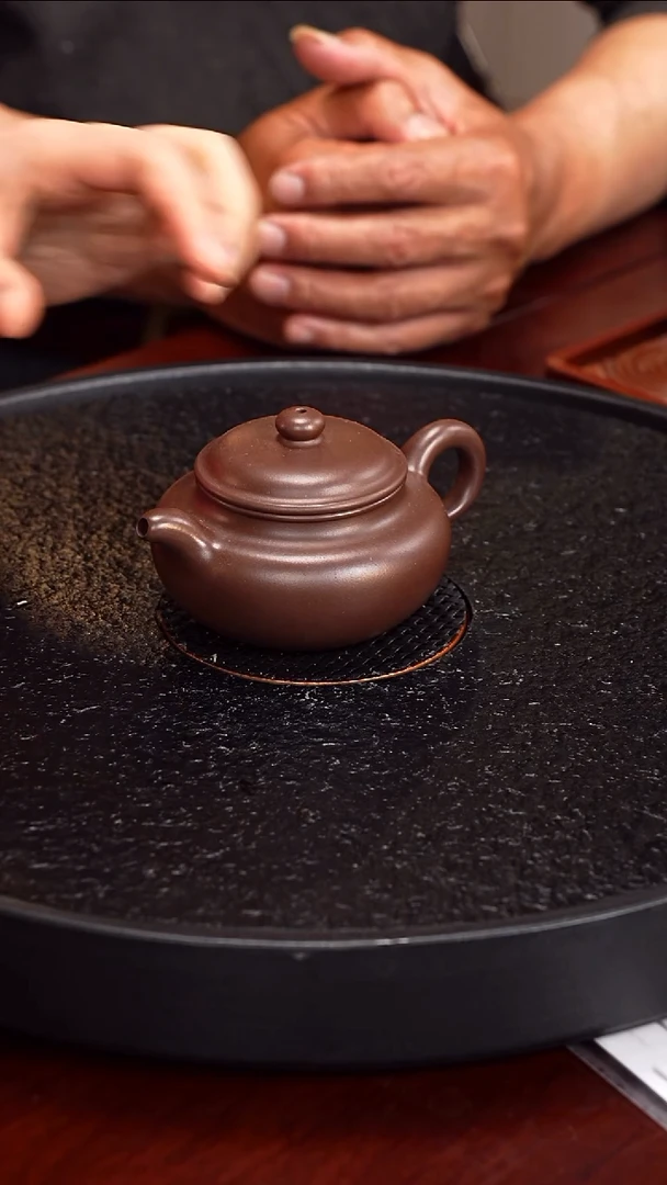 茶壶紫砂杨君保 仿古66  极紫泥 200毫升