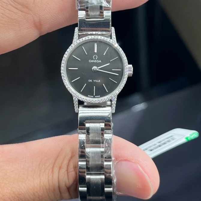 95新 Omega/欧米茄 手动机械后钻20mm/公价32999/wh9166