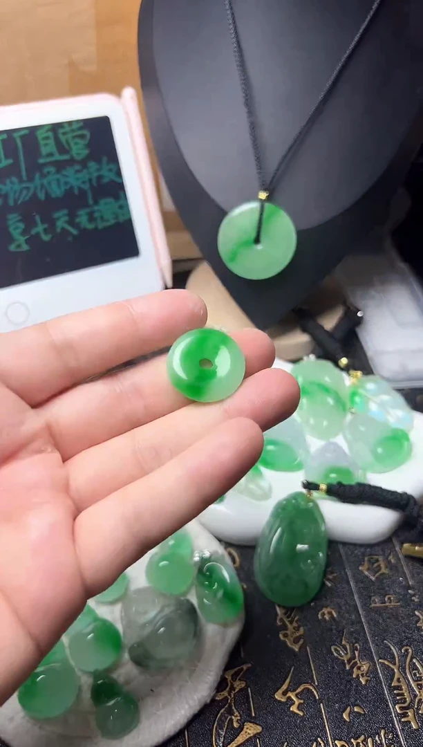 颈饰未镶嵌翡翠所见即所得，一图一物