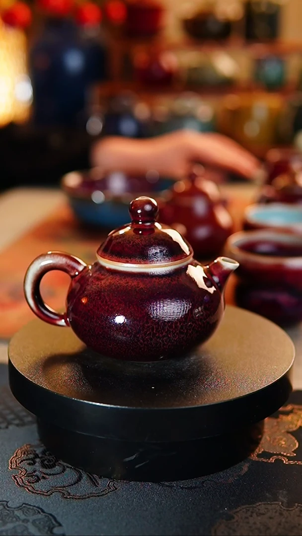 【闪购商品】瓷片051 玉石釉容天壶 *