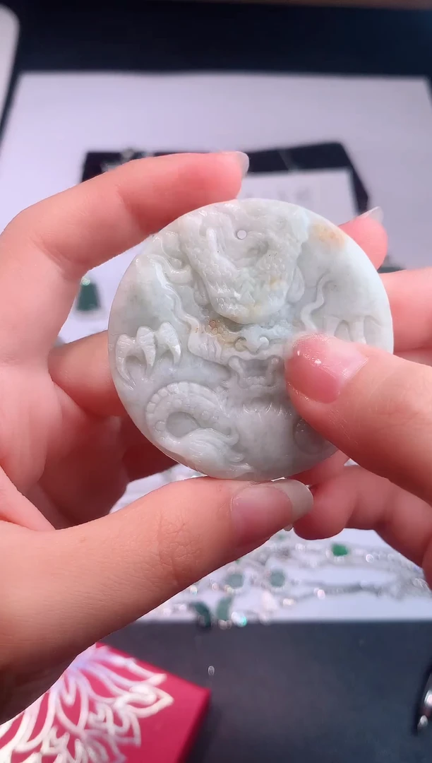 颈饰未镶嵌翡翠0芹0翡翠珠宝423