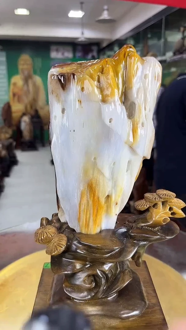 未镶嵌珠宝奇石硅化玉缅甸天然树化玉摆件