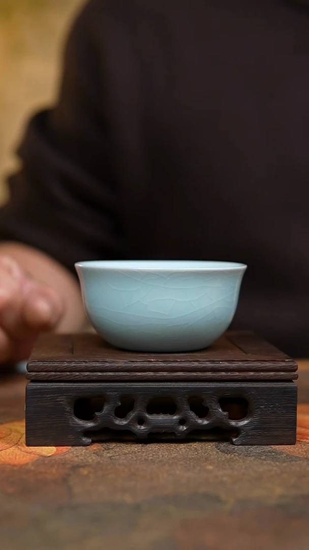 杯仿古月白精工鸡缸杯开片可养80毫升一级