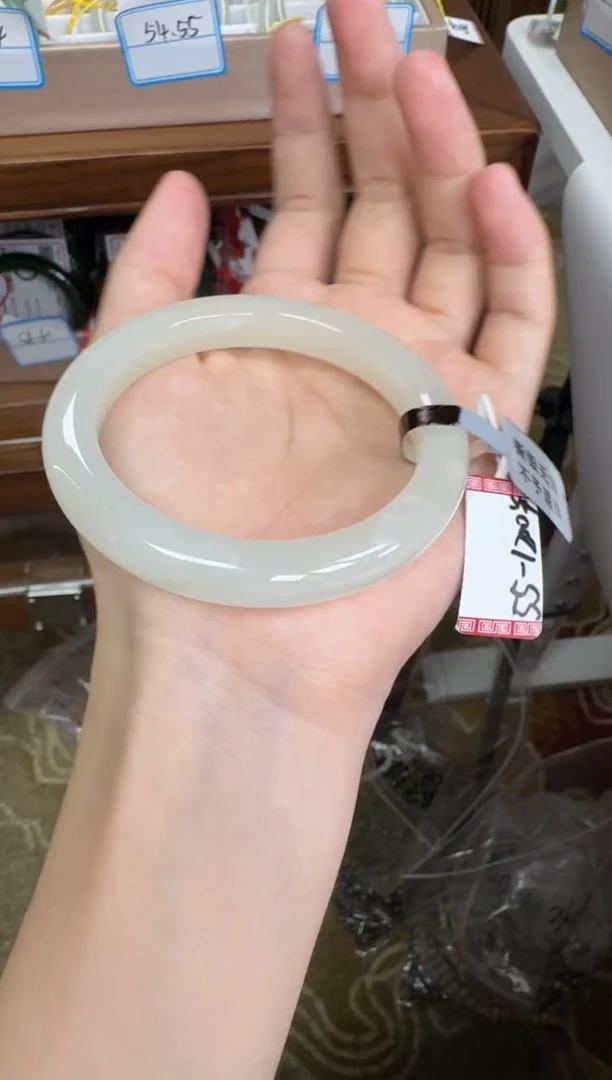 未镶嵌手镯和田玉55
