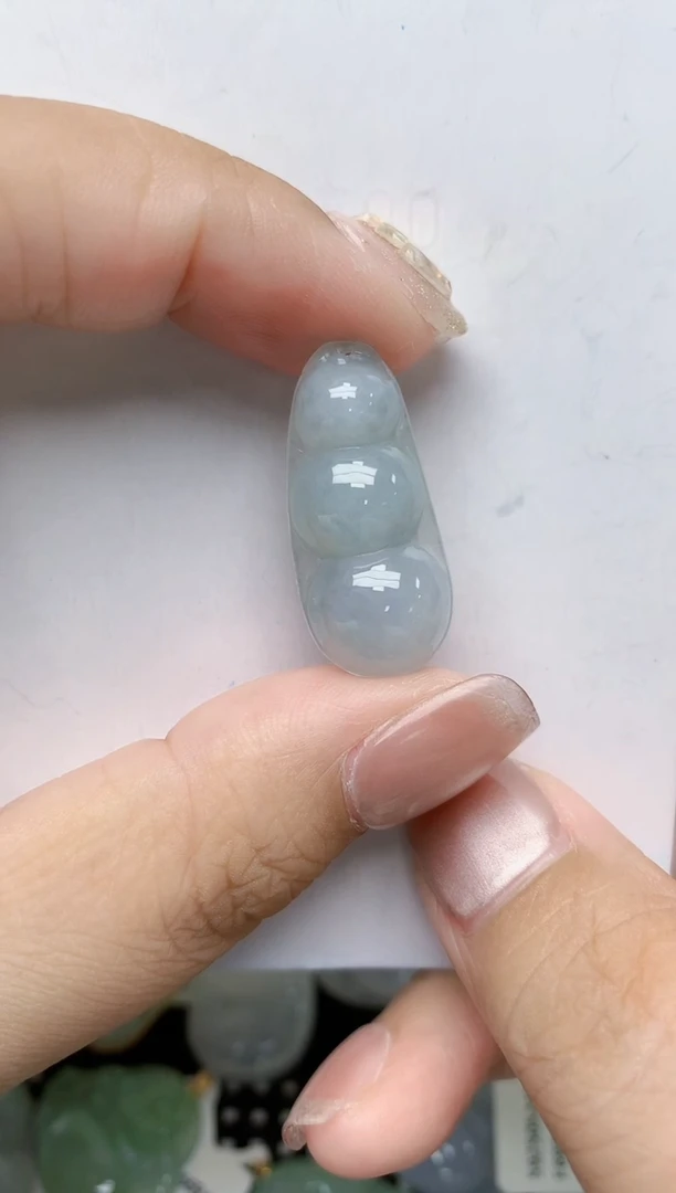 翡翠未镶嵌颈饰天然缅甸A货翡翠