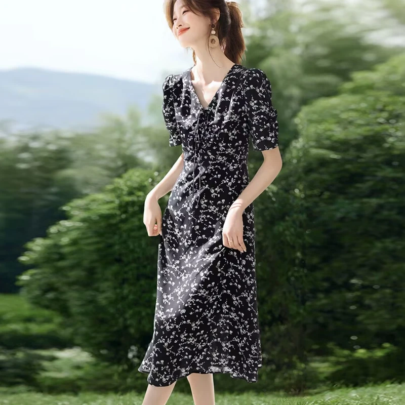 哥弟阿玛施正品法式茶歇泡泡袖显瘦碎花裙2025年季新款连衣裙裙子