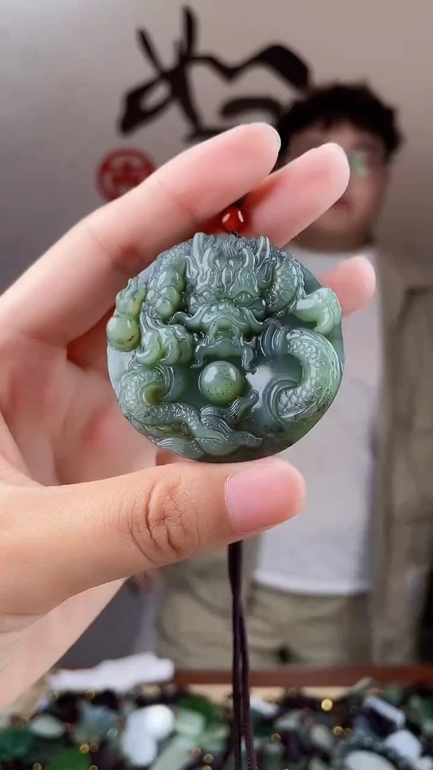 和田玉未镶嵌颈饰拍一发一，多样性发货