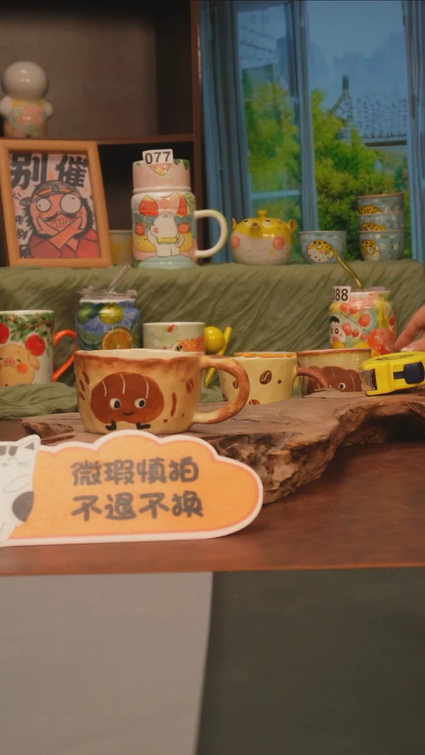 摆件微瑕亲工手绘陶瓷-面包