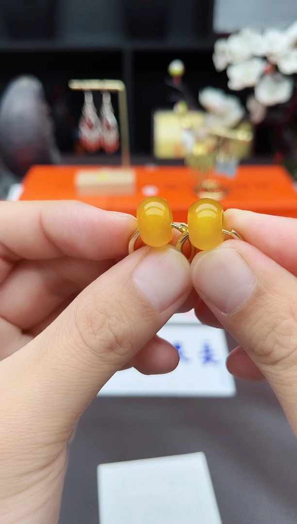 玛瑙/玉髓耳饰未镶嵌536000