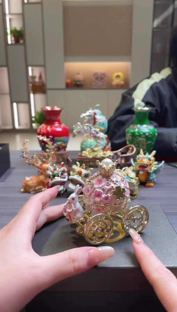 珐琅彩七宝烧首饰盒