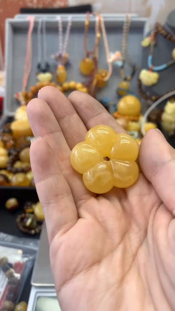 【闪购商品】琥珀珠宝奇石未镶嵌85