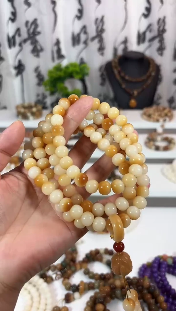 【闪购商品】菩提根/象牙果吊坠炭烧佛手