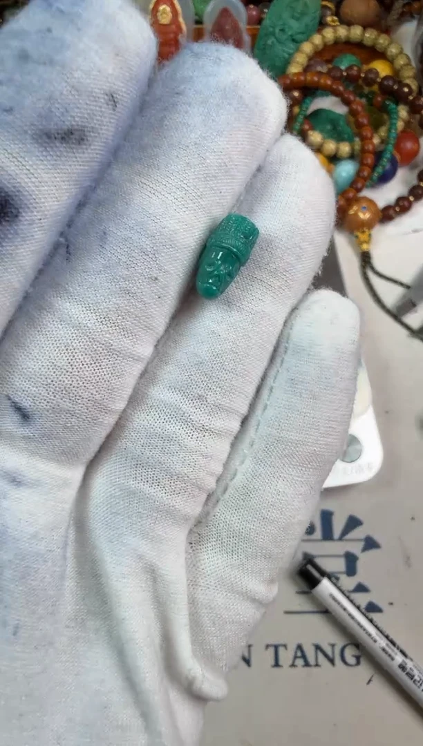 未镶嵌绿松石雕刻松石珠子