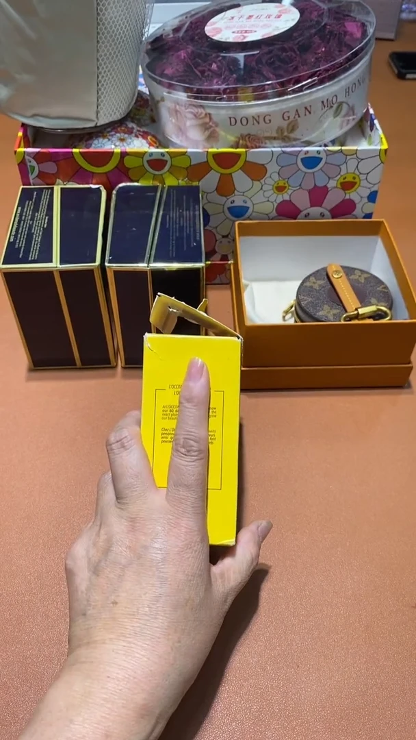瓷片品牌 包包香水手表护肤品@@1