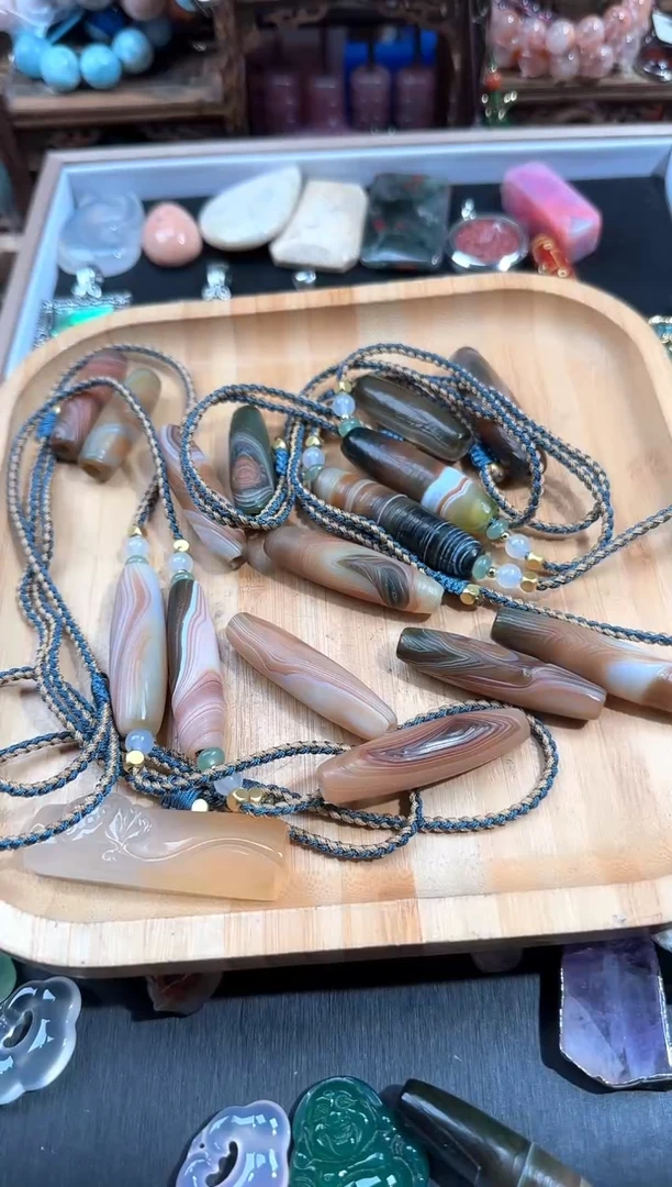 玛瑙/玉髓未镶嵌珠宝半成品?****?87987989789