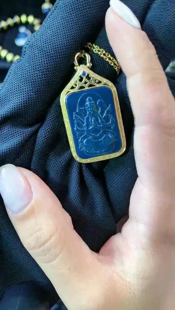【闪购商品】琥珀珠宝奇石18K金镶嵌多米尼加皇家蓝千手观音吊坠