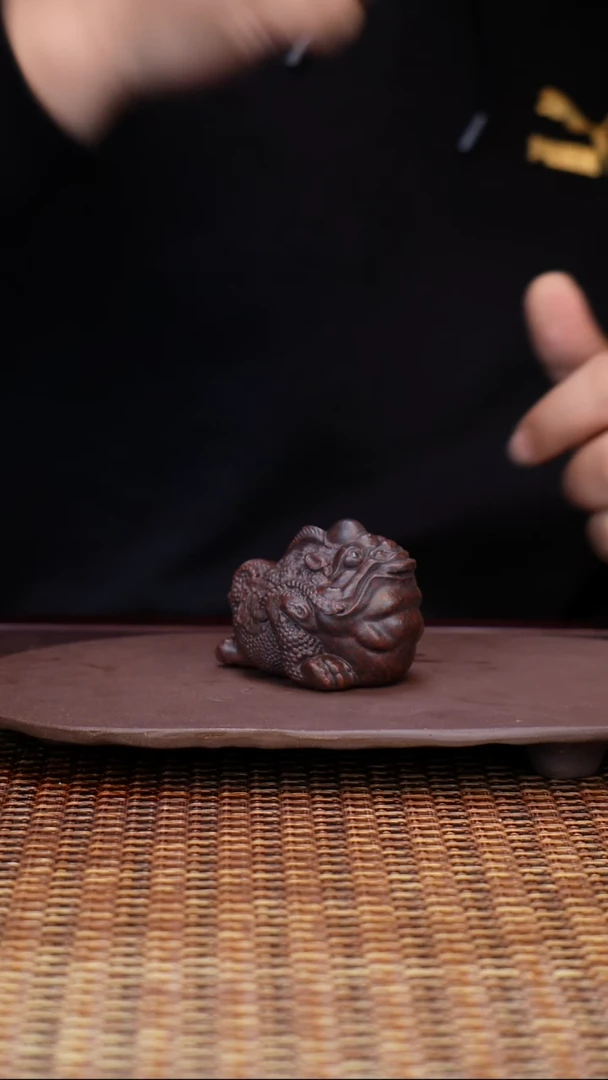 茶壶紫砂汀禾紫砂金蟾茶宠