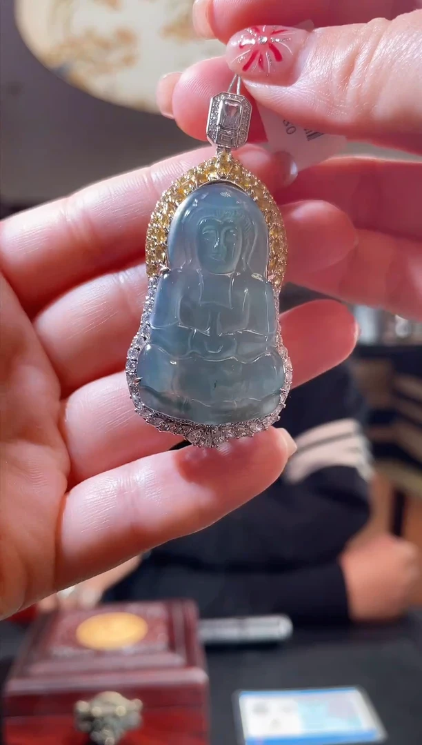 【闪购商品】翡翠吊坠(赠链)未镶嵌翡翠观音