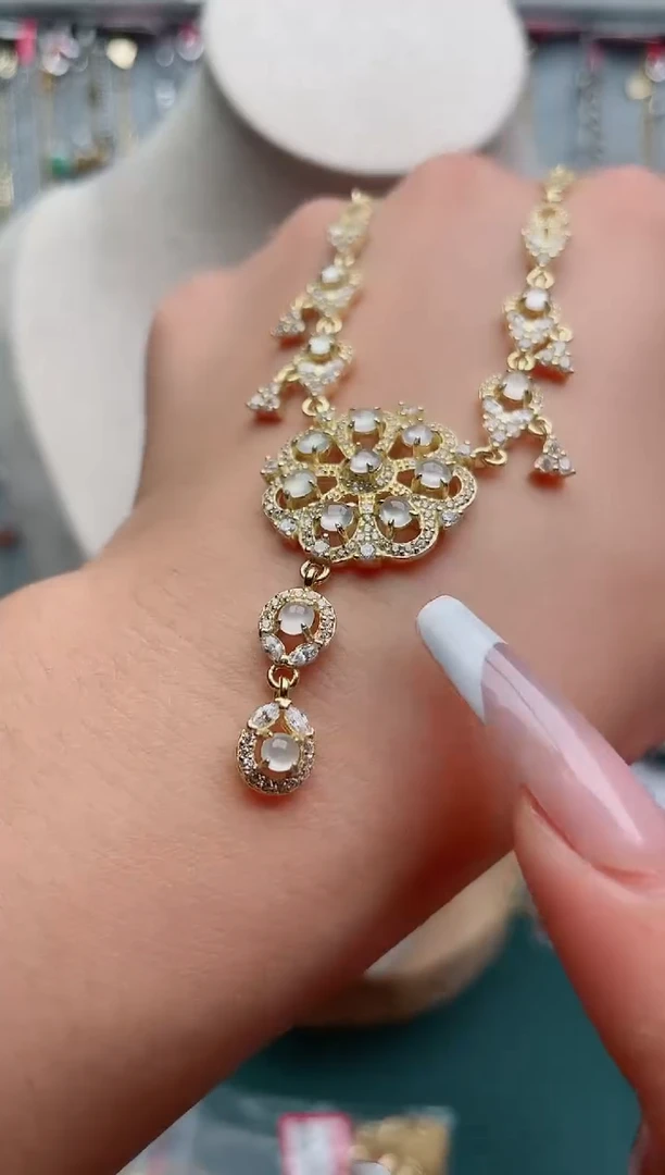 翡翠银S925镶嵌吊坠(不含链)姣、