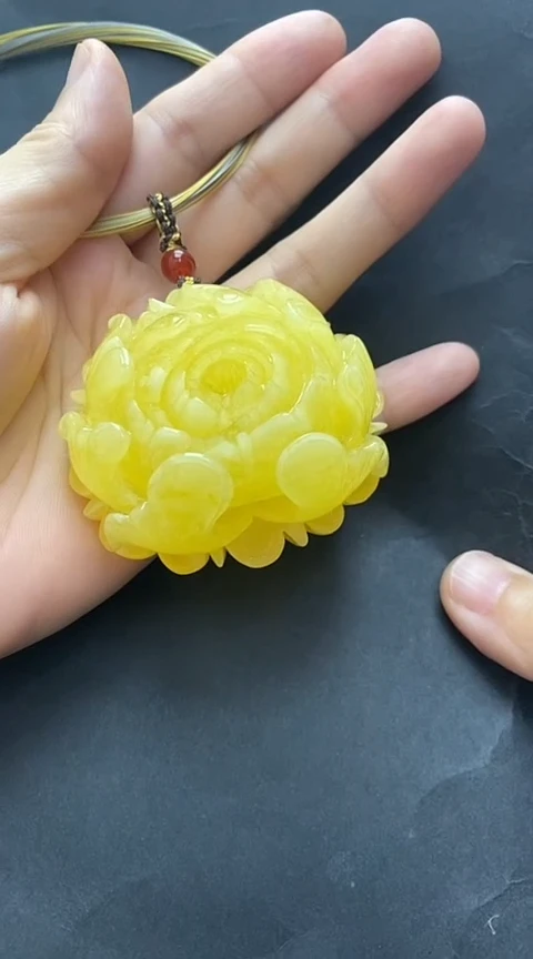 未镶嵌琥珀裸石琥珀吊坠
