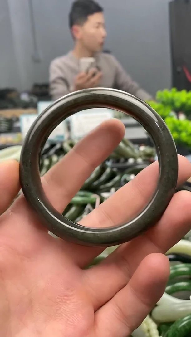 未镶嵌手镯和田玉56